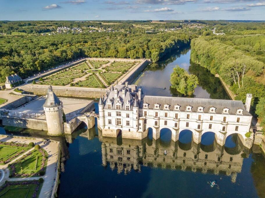 Maison Au Milieu Des Bois Et Des Animaux Jouy-le-Potier Екстериор снимка